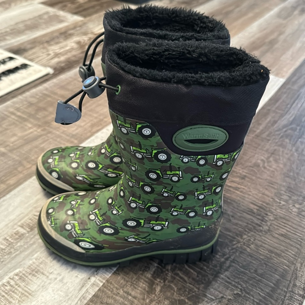 Western Chief boots size 9/10